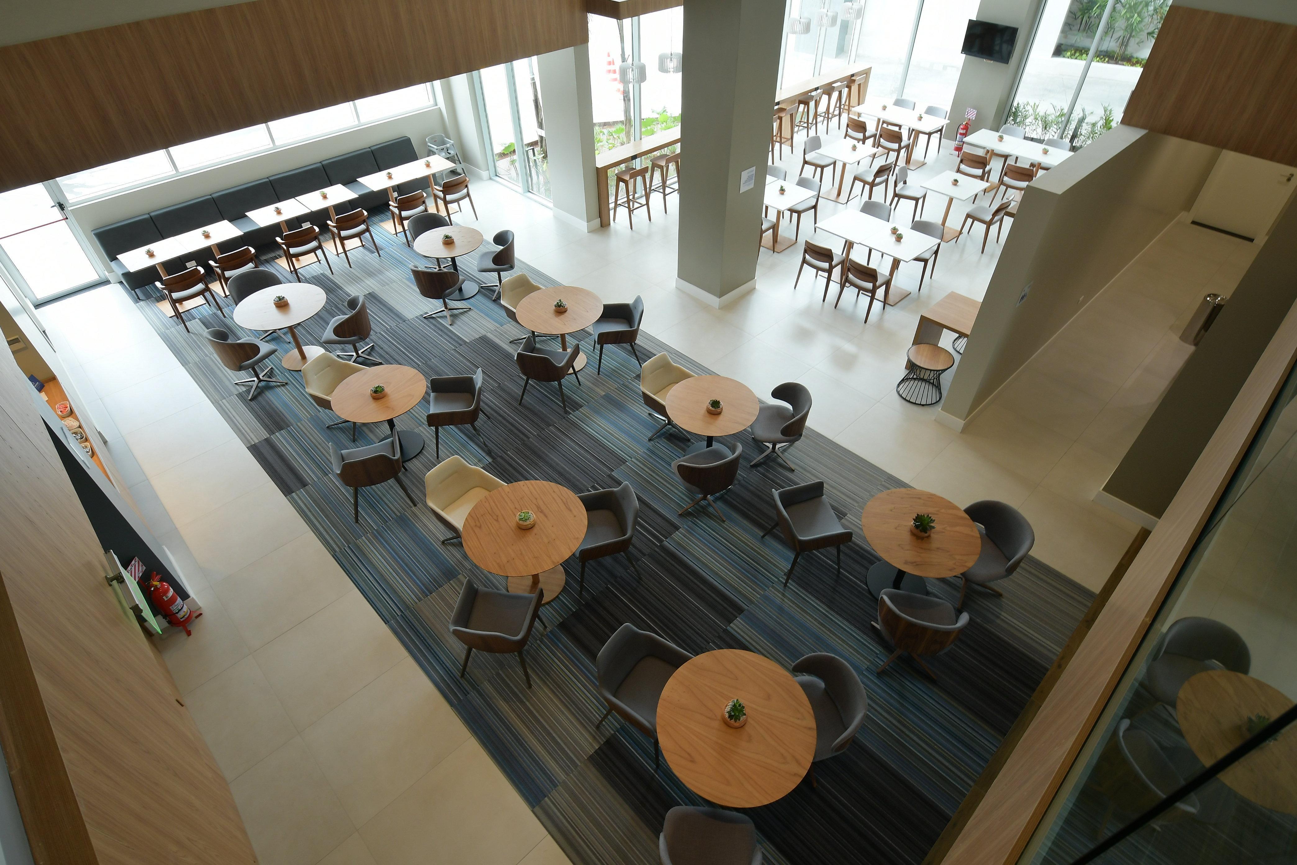 Holiday Inn Express Asuncion Aviadores By Ihg Екстер'єр фото