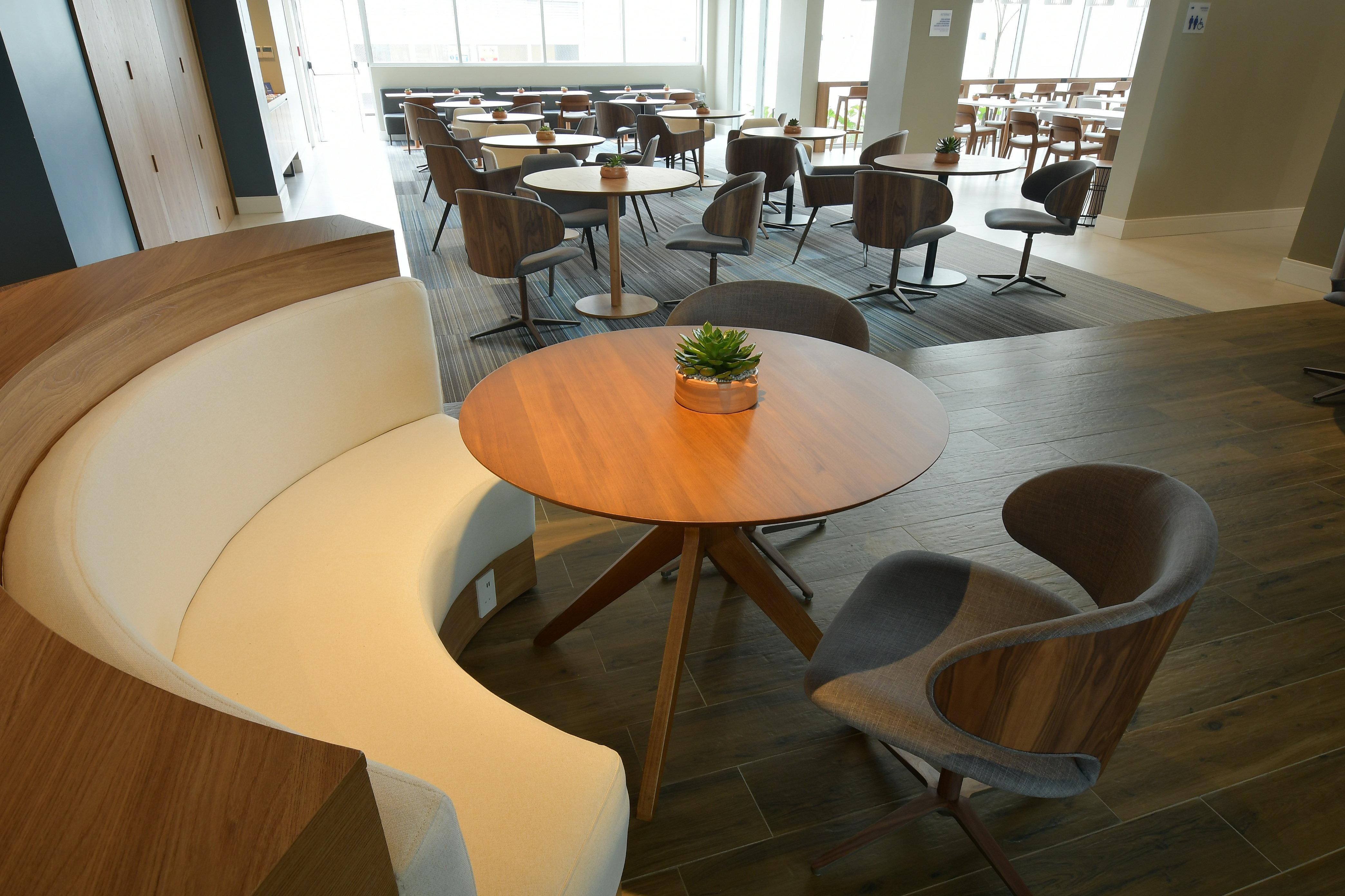 Holiday Inn Express Asuncion Aviadores By Ihg Екстер'єр фото