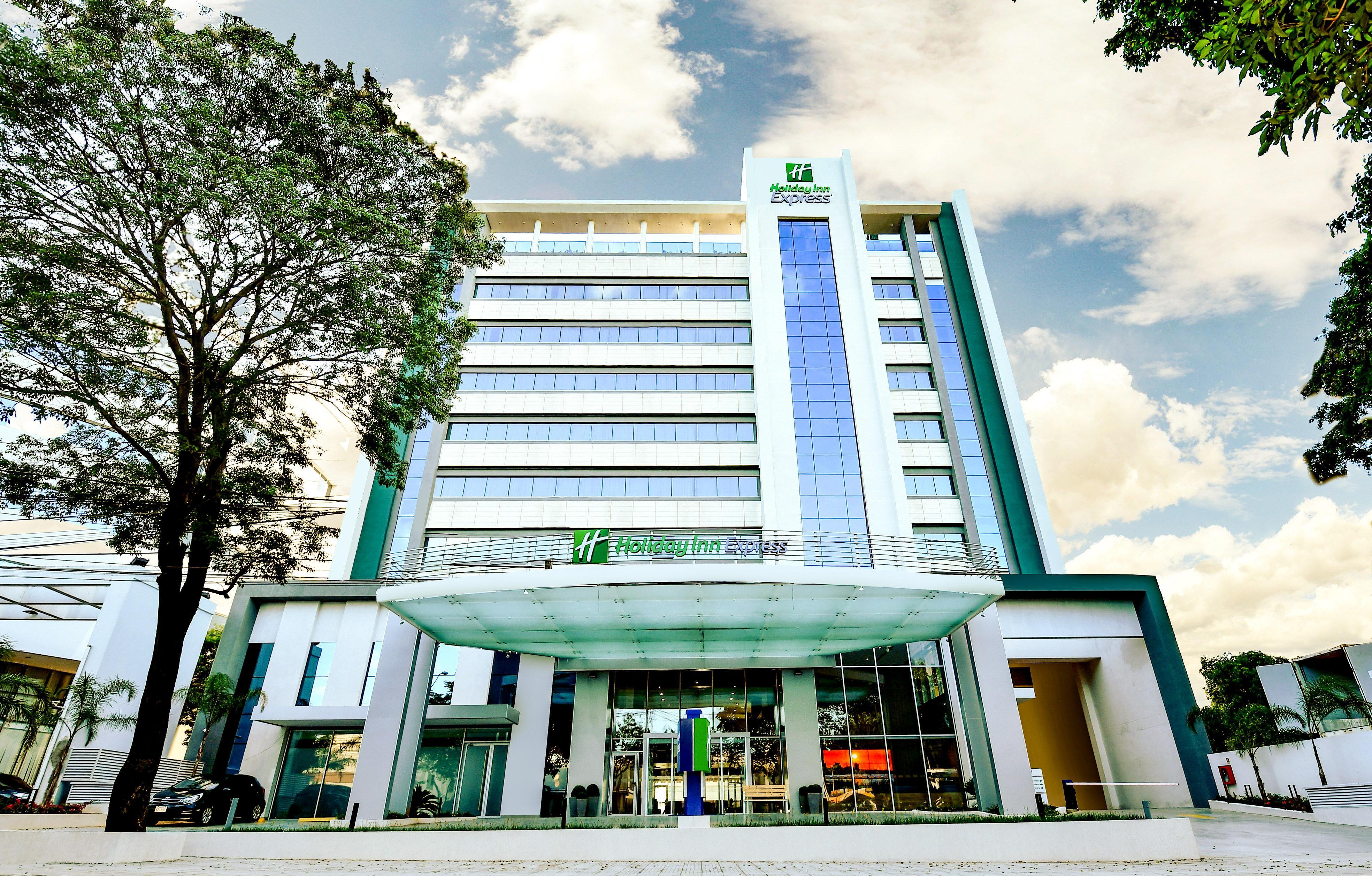 Holiday Inn Express Asuncion Aviadores By Ihg Екстер'єр фото