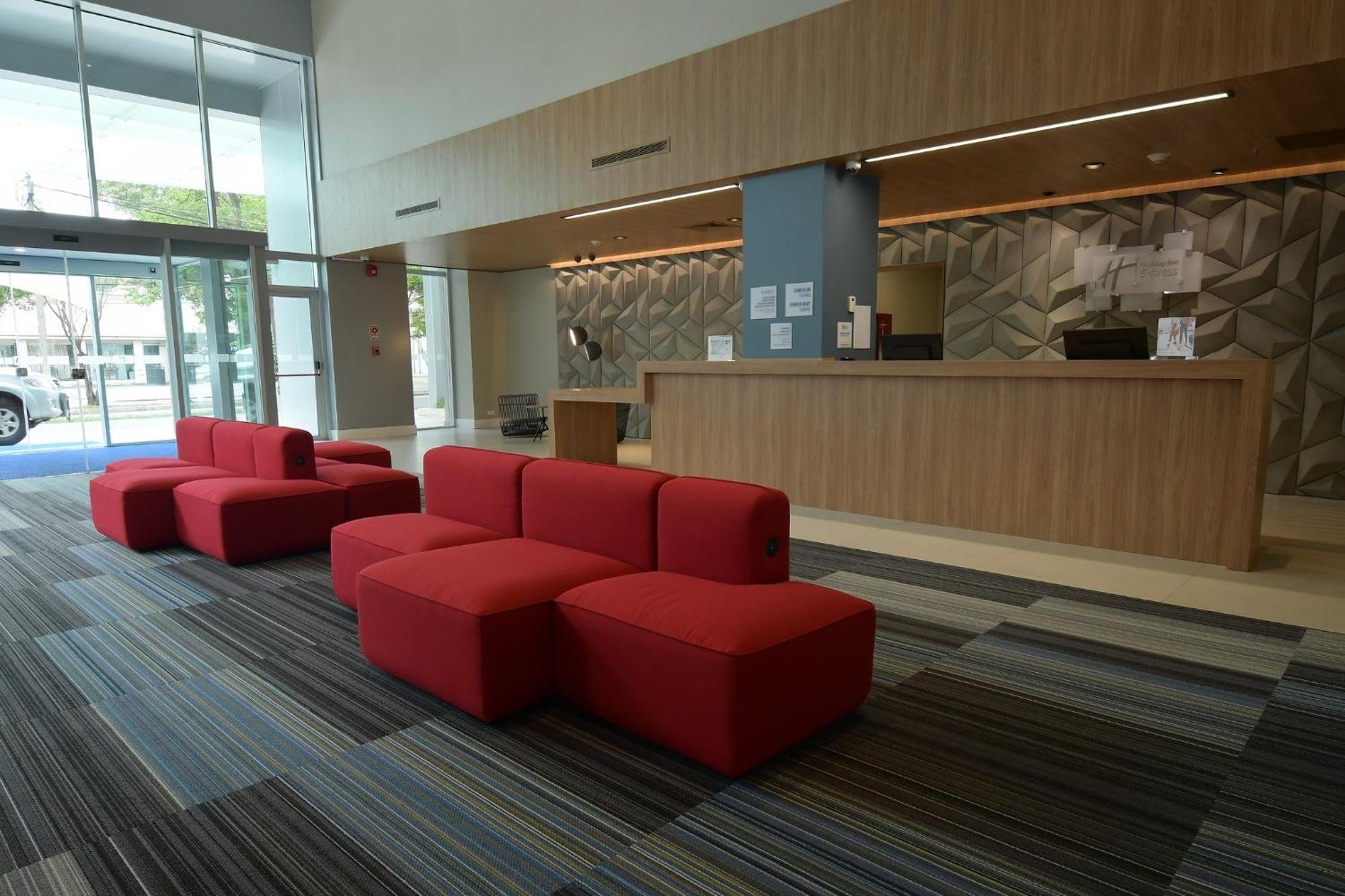 Holiday Inn Express Asuncion Aviadores By Ihg Екстер'єр фото